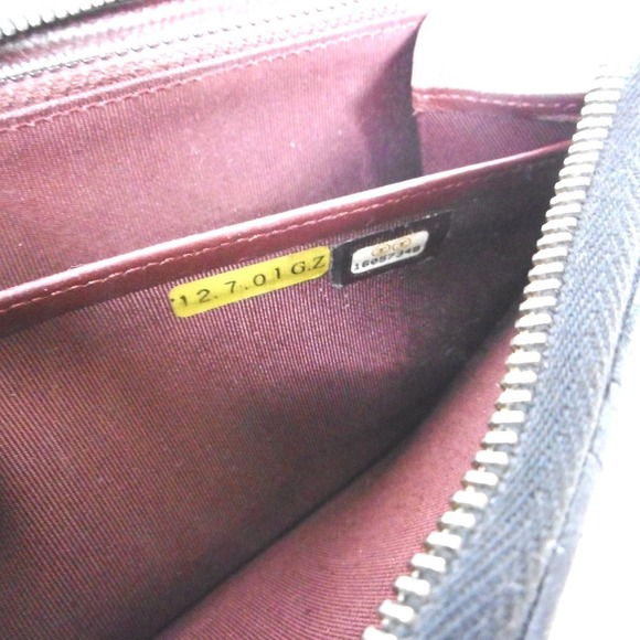 CHANEL Long Wallet Matelasse Lambskin Black - Picture 8 of 10